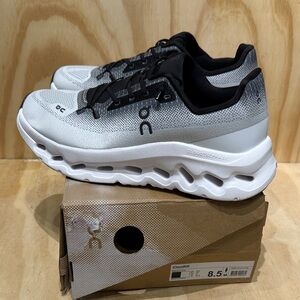 ON Cloud Running  Ivory White/ON Running Brand Ivory White/Black CloudTec sz 8.5